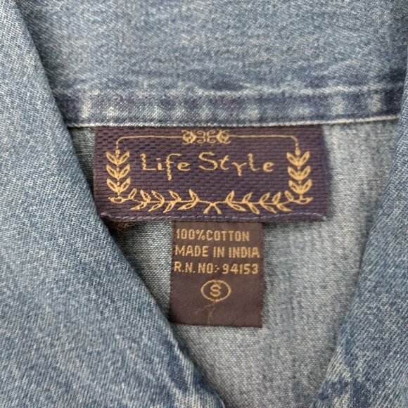 LIFE STYLE Vest Women's S Blue Denim Embroidered Cats Applique Button - Picture 10 of 14